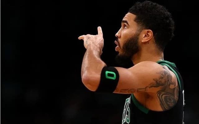 Jayson-Tatum-1-aspect-ratio-512-320