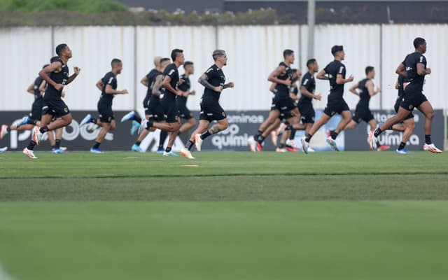 Elenco-Corinthians-Treino-scaled-aspect-ratio-512-320