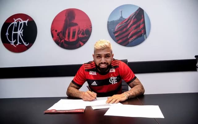 Gabigol-Flamengo-apresentacao-aspect-ratio-512-320