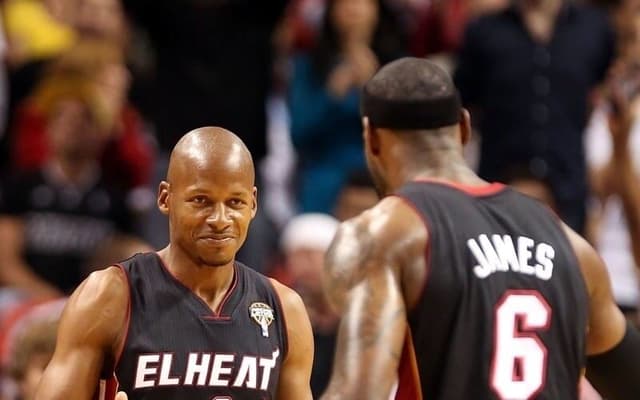 LeBron-James-Ray-Allen-aspect-ratio-512-320