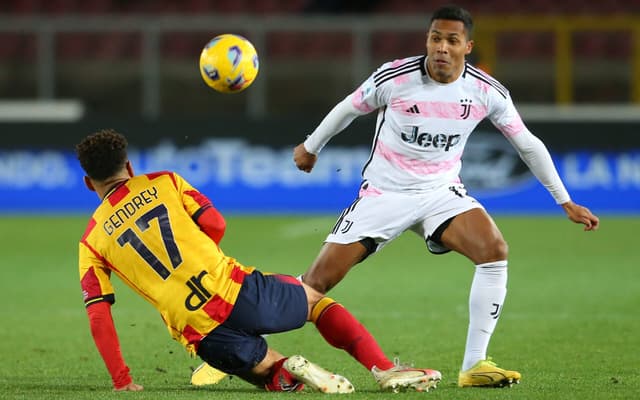 alex_sandro_juventus_lecce-scaled-aspect-ratio-512-320