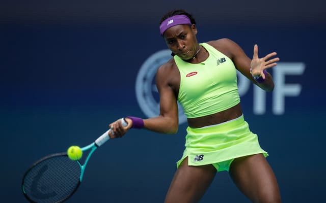 Coco-Gauff-scaled-aspect-ratio-512-320