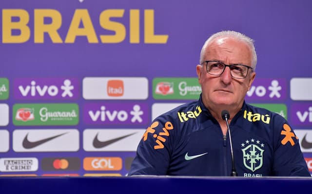 Dorival-Junior-Selecao-Brasileira-aspect-ratio-512-320