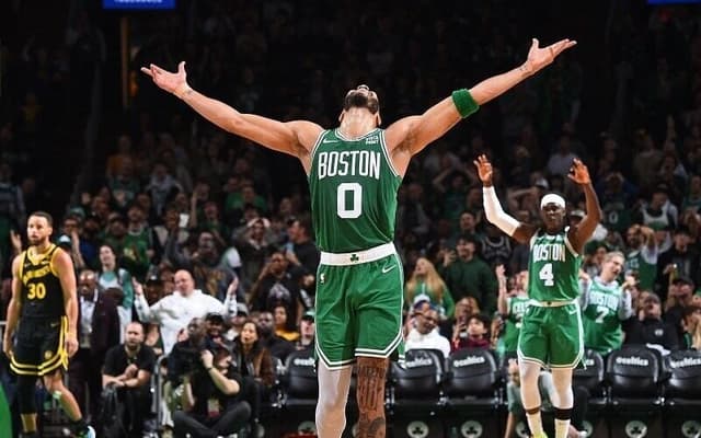 Jayson-Tatum-aspect-ratio-512-320