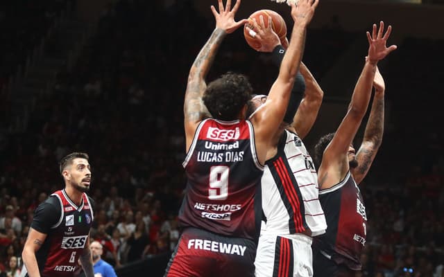 Flamengo-x-Franca-Jogo-1-Final-do-NBB-aspect-ratio-512-320