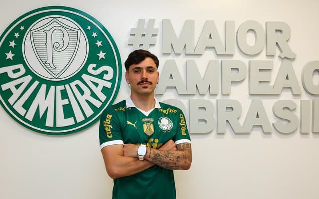 Mauricio-Palmeiras-aspect-ratio-512-320