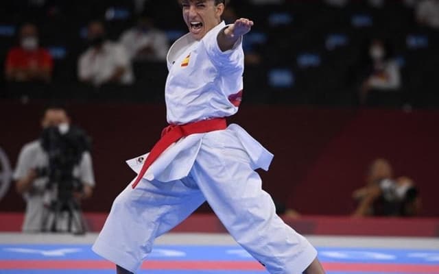 Karate-Jogos-de-Toquio-aspect-ratio-512-320