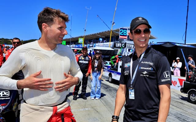 Will-Power-and-Helio-Castroneves-Firestone-Grand-Prix-of-Monterey-By_-Paul-Hurley_Large-Image-Without-Watermark_m110465-scaled-aspect-ratio-512-320