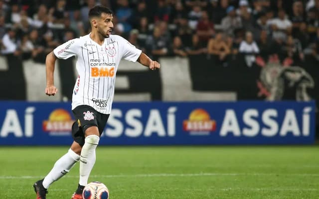 Camacho, jogador do Corinthians, durante partida contra o Botafogo-SP na Arena Corinthians pelo Campeonato Paulista 2020. (Foto: Marcello Zambrana/AGIF)