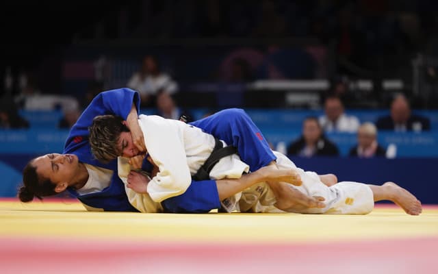 Lucia-Araujo-Judo-Paralimpiadas-scaled-aspect-ratio-512-320