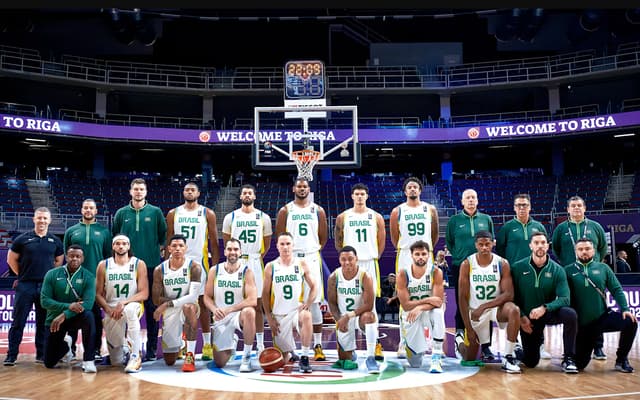 Selecao-Brasileira-de-Basquete-masculino&#8211;aspect-ratio-512-320