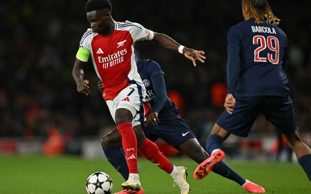 Bukayo-Saka-em-Arsenal-x-PSG-pela-Champions-League-scaled-aspect-ratio-512-320