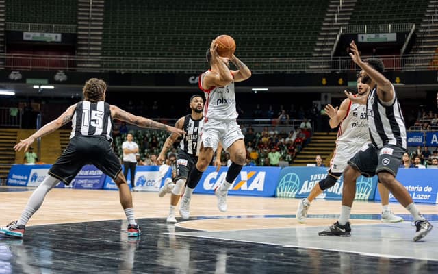 Flamengo-Botafogo-Torneio-Abertura-NBB-aspect-ratio-512-320