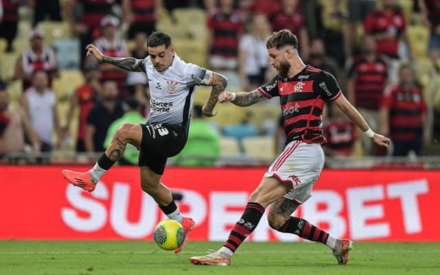 Flamengo-x-Corinthians-pela-semifinal-da-Copa-do-Brasil-marcou-a-estreia-de-Filipe-Luis-scaled-aspect-ratio-512-320