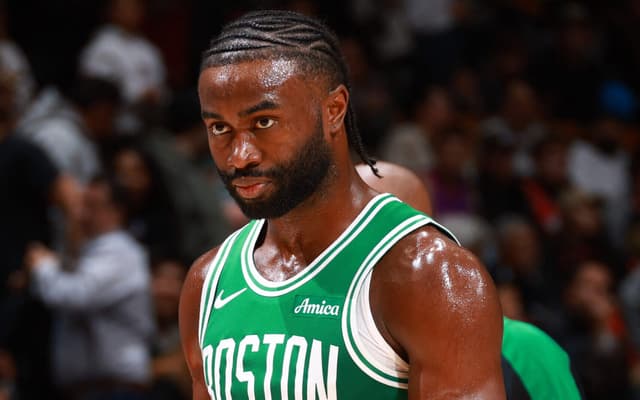 Jaylen-Brown-scaled-aspect-ratio-512-320