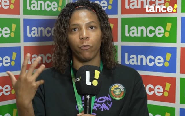 Rafaela-Silva-em-conversa-com-o-Lance-aspect-ratio-512-320