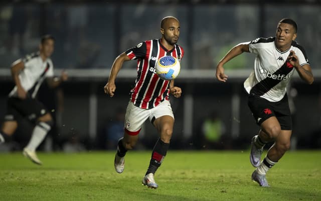 Vasco-x-Sao-paulo-pelo-primeiro-turno-do-Brasileirao-2024-scaled-aspect-ratio-512-320