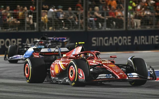 sainz-singapura-scaled-aspect-ratio-512-320