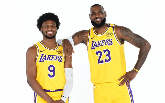 Bronny-James-LeBron-James-Los-Angeles-Lakers-NBA-aspect-ratio-512-320