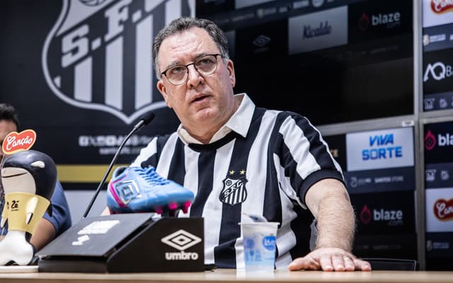 Marcelo-Teixeira-coletiva-construcao-novo-estadio-Santos-0210-aspect-ratio-512-320