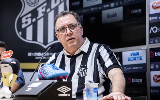 Marcelo-Teixeira-coletiva-construcao-novo-estadio-Santos-0210-aspect-ratio-512-320