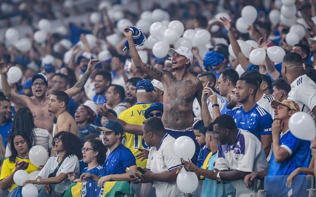 Torcida-Cruzeiro-aspect-ratio-512-320