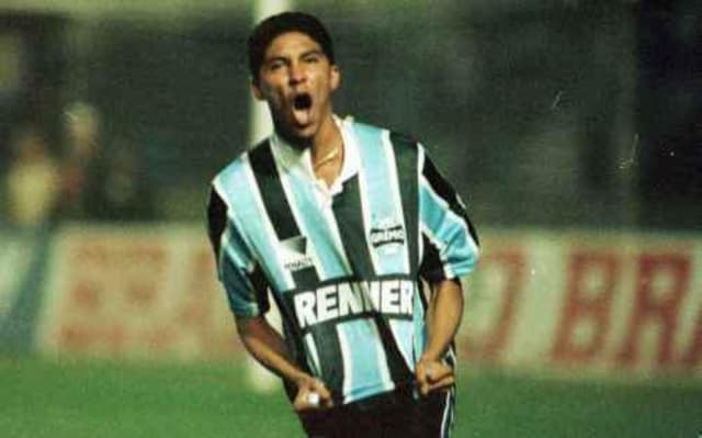 Por onde anda Jardel, ex-atacante do Grêmio?