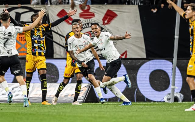 Corinthians-campeao-Copinha-2024-Jhony-InacioAg.-Paulistao-scaled-aspect-ratio-512-320