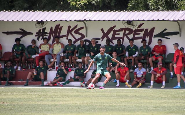 Fluminense-fez-jogo-treino-contra-Nova-Iguacu-visando-preparacao-para-a-disputa-da-Copinha-aspect-ratio-512-320