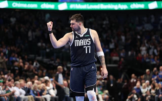 Luka-Doncic-Dallas-Mavericks-Copa-NBA-scaled-aspect-ratio-512-320