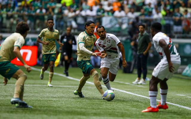 Palmeiras-x-Fluminense-1-scaled-aspect-ratio-512-320