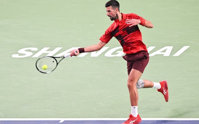 djokovic-safiullin-1-scaled-aspect-ratio-512-320