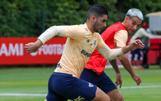 michel-araujo-treino-spfc-1-aspect-ratio-512-320