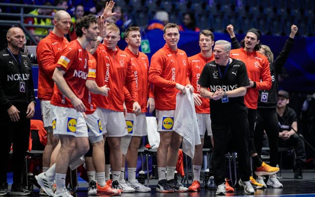 selecao-dinamarca-handebol-scaled-aspect-ratio-512-320