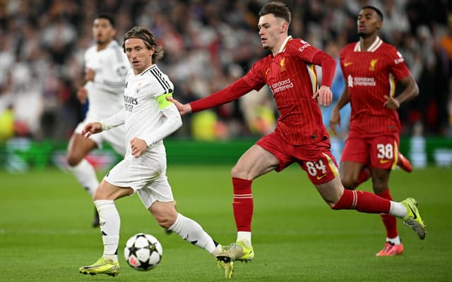 Liverpool_x_Real_Madrid-scaled-aspect-ratio-512-320