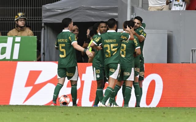 Palmeiras_-scaled-aspect-ratio-512-320