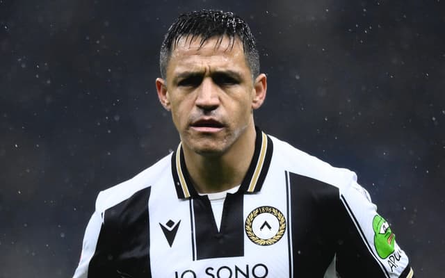 sanchez-udinese-2-aspect-ratio-512-320