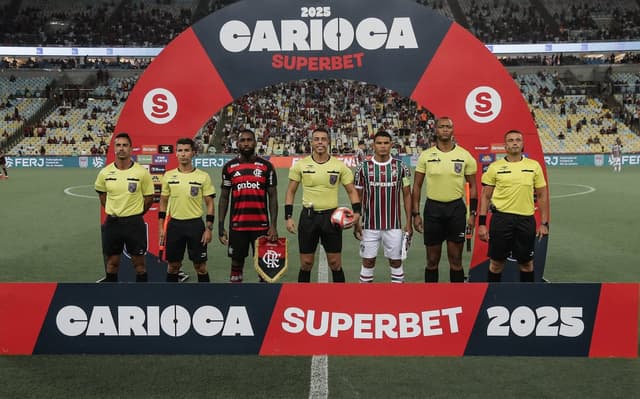 Venda de ingressos aberta para o público geral para o jogo de volta da final do Carioca. (Foto: Lucas Merçon/FFC)