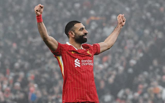 Salah-comemorando-gol-pelo-Liverpool-aspect-ratio-512-320