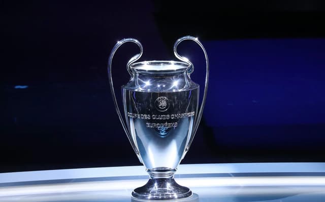 champions-league-trophy-aspect-ratio-512-320