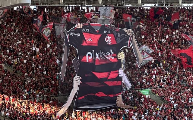 torcida-flamengo-scaled-e1742058310751-aspect-ratio-512-320