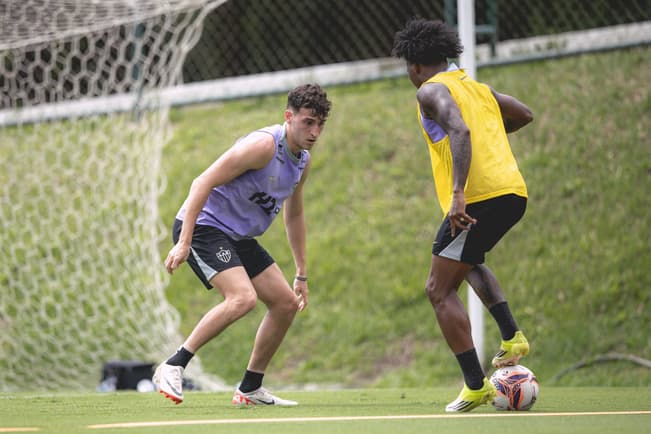 Treino do Atlético na Cidade do Galo (Foto: Pedro Souza / Atlético)