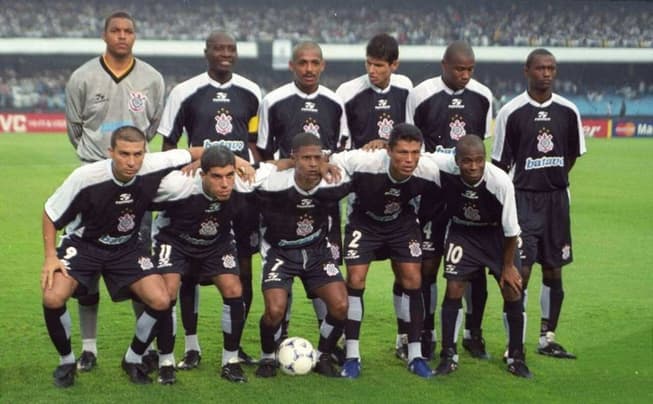 corinthians-2000_Easy-Resize.com_