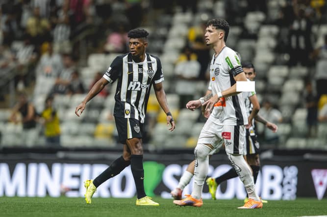Cassierra em Atlético x Athletic(Foto: Pedro Souza / Atlético)