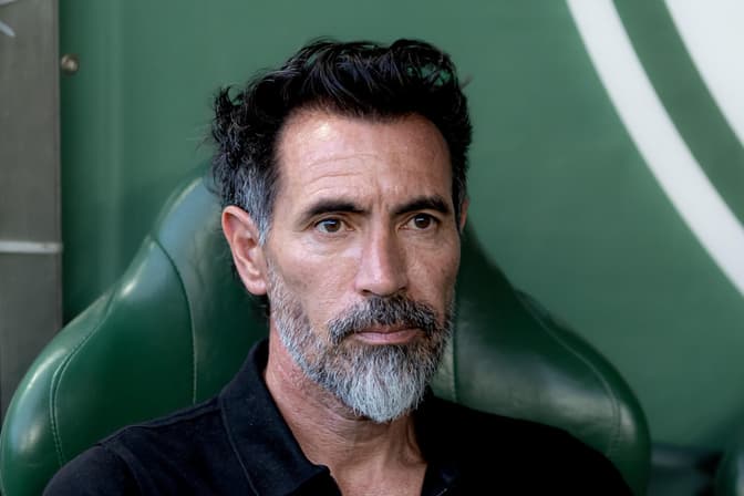 Eduardo Domínguez, em América x Atlético (Foto: Luan Martins / GazetaPress)