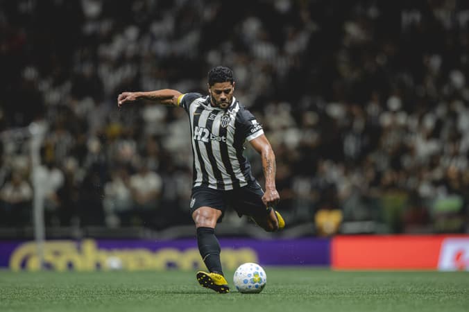 Hulk x São paulo (Foto: Pedro Souza / Atlético)