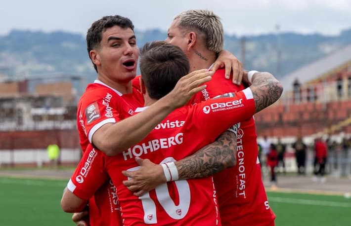 Jogadores do Cienciano (reprodução Cienciano)