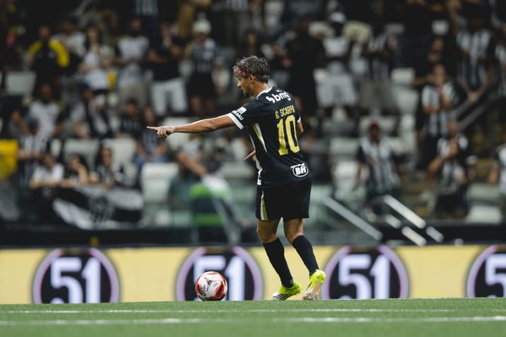 Scarpa em Galo x América (Foto: Pedro Souza/ Atlético)