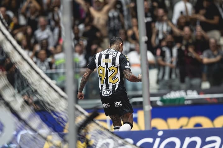 Dudu comemora gol contra o Vasco (Foto: Pedro Souza / Atlético)