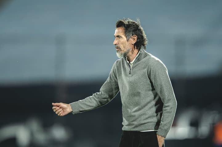 Eduardo Domínguez em Juventud x Atlético (Foto: Pedro Souza / Atlético)